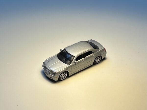 Maisto - Chrysler 300C Hemi - Schaal 1:43