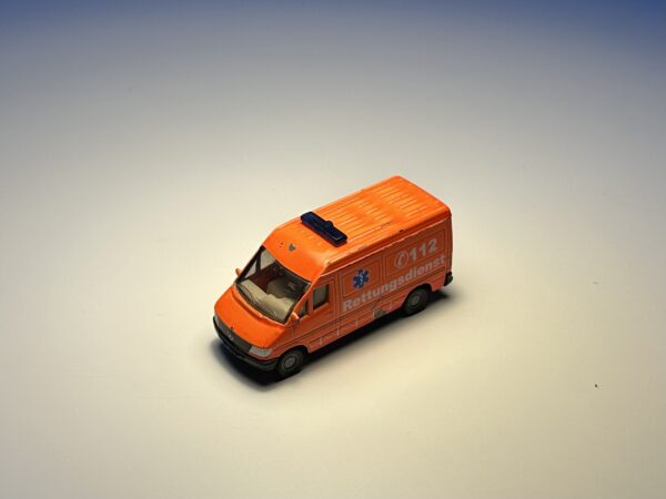 Siku - Mercedes-Benz Sprinter Rettungsdienst - Schaal 1:60