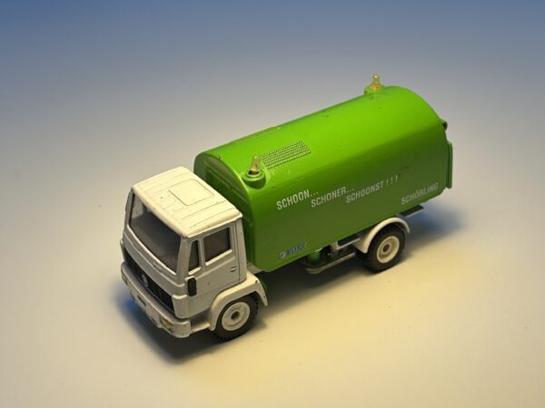 Siku - Mercedes-Benz LN2 Road Sweeper - Schaal 1:50