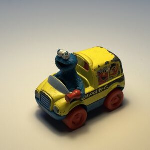 Matchbox Tyco - Sesame Street Cookie Monster School Bus - Schaal 1:55